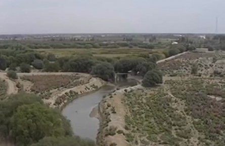 新疆：博斯騰湖2021年首次向孔雀河中下游生態(tài)輸水