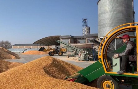 榆陽(yáng)：健全社會(huì)化服務(wù)體系 推進(jìn)農(nóng)機(jī)高質(zhì)量發(fā)展