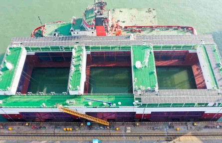 助力“海上糧倉”建設 “普盛海洋牧場1號”在廣東廣州南沙交付