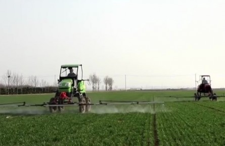 農(nóng)機智能化助力 春耕跑出“加速度”