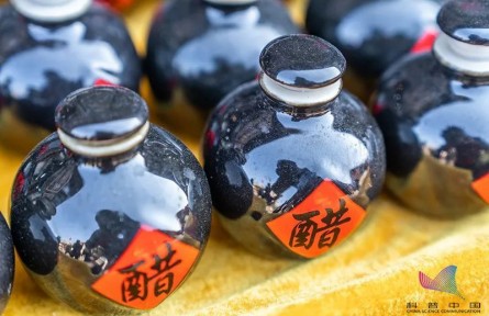 辟謠 | 醋吃多了并不會(huì)導(dǎo)致骨質(zhì)疏松，如何健康吃醋