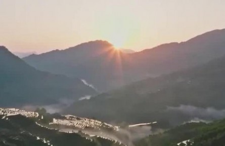 大美中國（2022年4月4日）