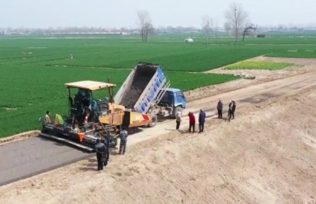 河南：搶抓施工時(shí)機(jī) 加快高標(biāo)準(zhǔn)農(nóng)田建設(shè)