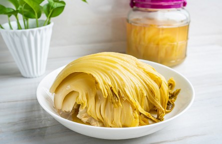 辟謠 | 自制酸泡菜安全嗎？油炸方便面會致癌嗎？