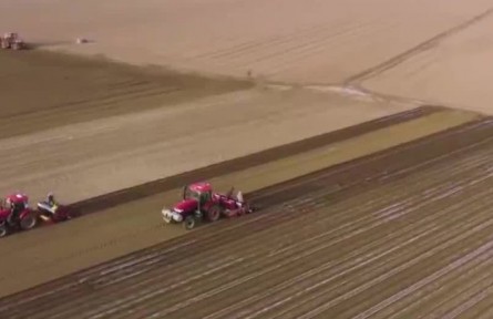 《2022中國(guó)衛(wèi)星導(dǎo)航與位置服務(wù)產(chǎn)業(yè)發(fā)展白皮書(shū)》發(fā)布 我國(guó)基本形成北斗產(chǎn)業(yè)體系