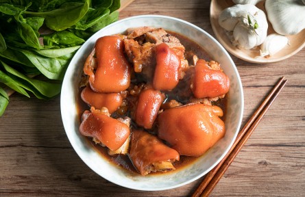 辟謠 | 吃豬蹄真的能補充膠原蛋白嗎？