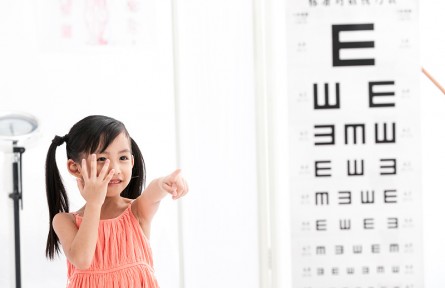 辟謠 | 近視手術(shù)，真的能治愈近視眼嗎？