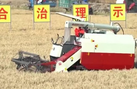 鹽堿地上的年輕人：研制新裝備 助力新農業(yè)