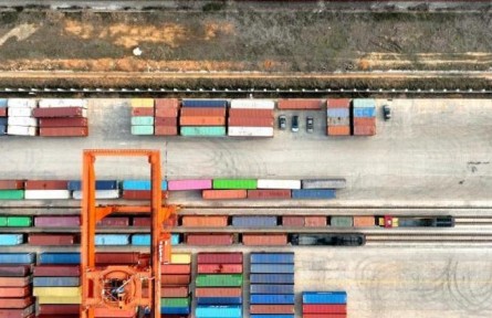 《央視財經(jīng)評論》“土特產(chǎn)”如何做好“洋生意”？