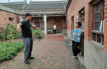 田震：振興鄉(xiāng)土的“領(lǐng)頭雁”