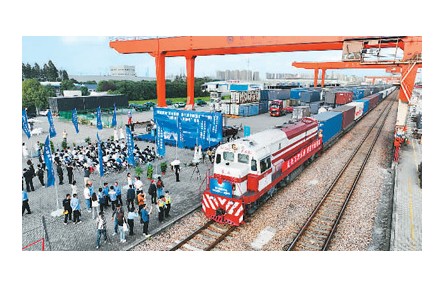 已有約3000家企業(yè)簽約參展、展覽面積超36萬平方米——2023年進(jìn)博會將全面恢復(fù)線下辦展