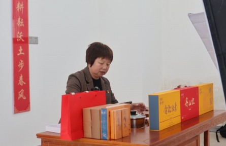 首章有桂茶益清——記福建省首章村黨支部書記、村委會主任陳桂清