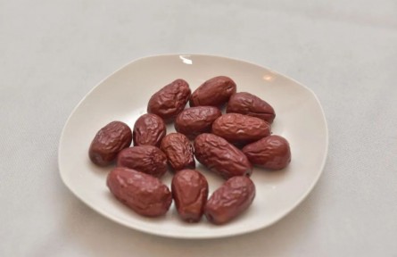 紅棗、紅糖補血嗎？真正補血的是這8種食物，不要吃錯！