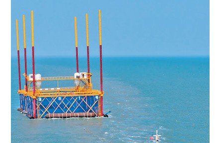 全國首個(gè)自主升降海洋牧場(chǎng)平臺(tái)扎根深海