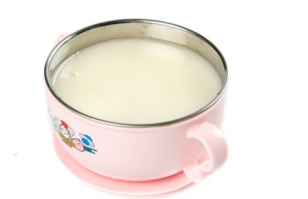 辟謠|米湯能代替母乳和配方粉？千萬別信！