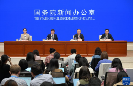 金融部門打出重磅“組合拳” 釋放穩(wěn)市場穩(wěn)預(yù)期強(qiáng)信號