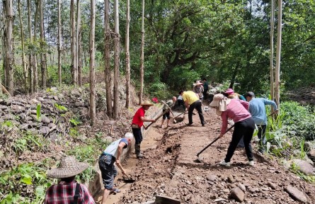 打好抗旱主動仗 助農(nóng)穩(wěn)產(chǎn)保豐收——多地抗旱保農(nóng)一線觀察