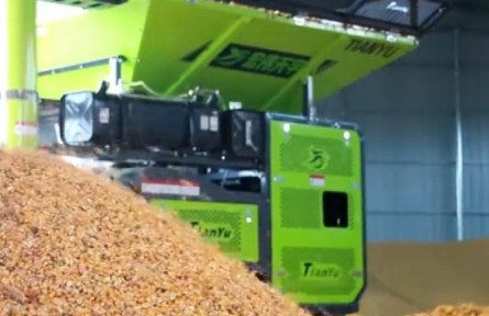 寧夏固原市原州區(qū)：搶烘秋糧緩解農(nóng)戶晾曬收儲(chǔ)難題