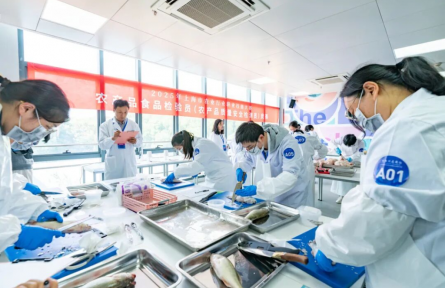 2025年度上海市農(nóng)業(yè)行業(yè)職業(yè)技能大賽農(nóng)產(chǎn)品食品檢驗員賽項決賽舉行